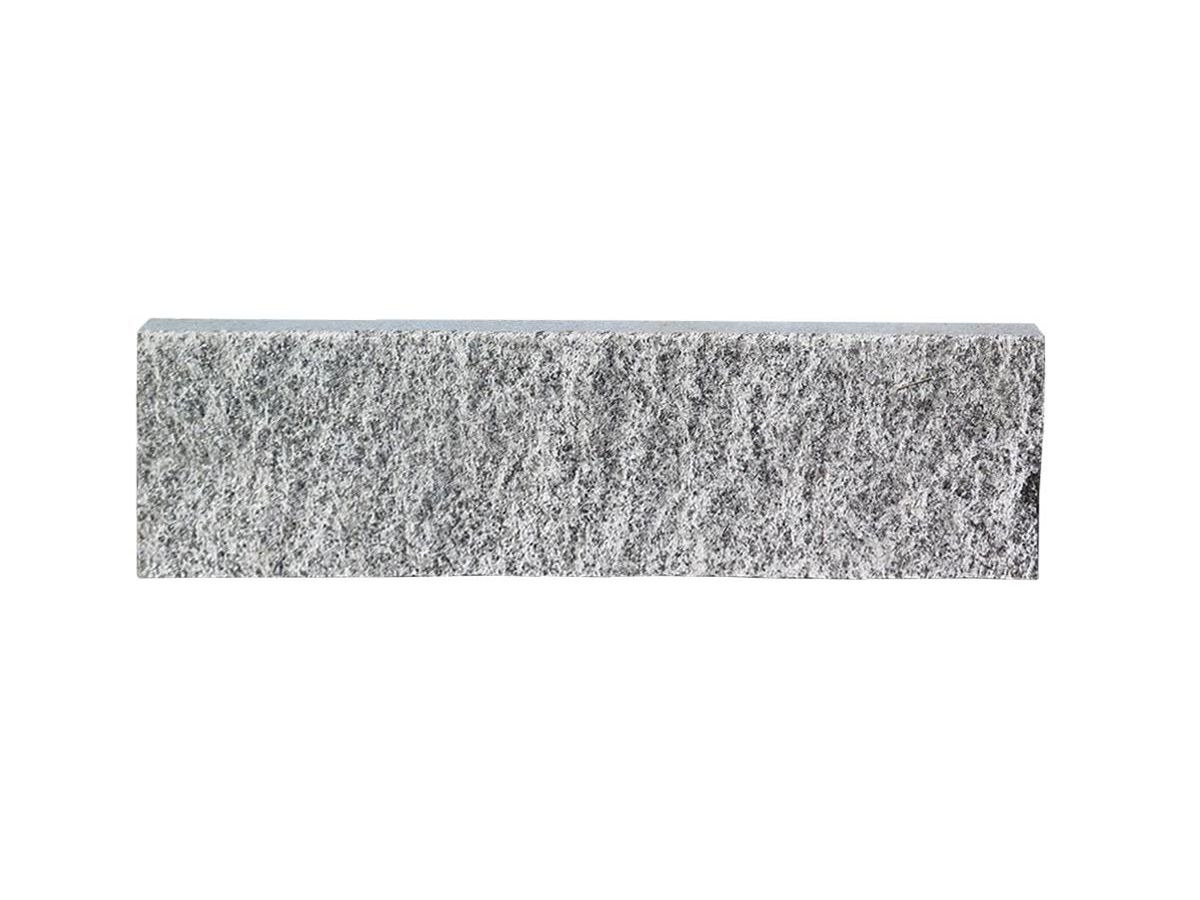 Granitstellplatten 6 cm hell, H: 25 cm - oben gesägt / vorne gespalten