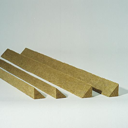Flumroc-Dachrandkeil