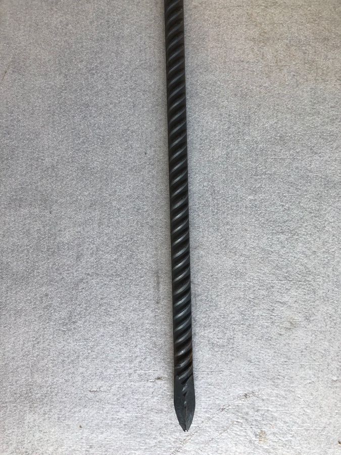Absteckeisen aus Betonstahl 20x1000 mm - Handgeschmiedete Spitze (4-kant)