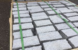 Granit Bindersteine VRC G341 - oben gesägt/gestockt