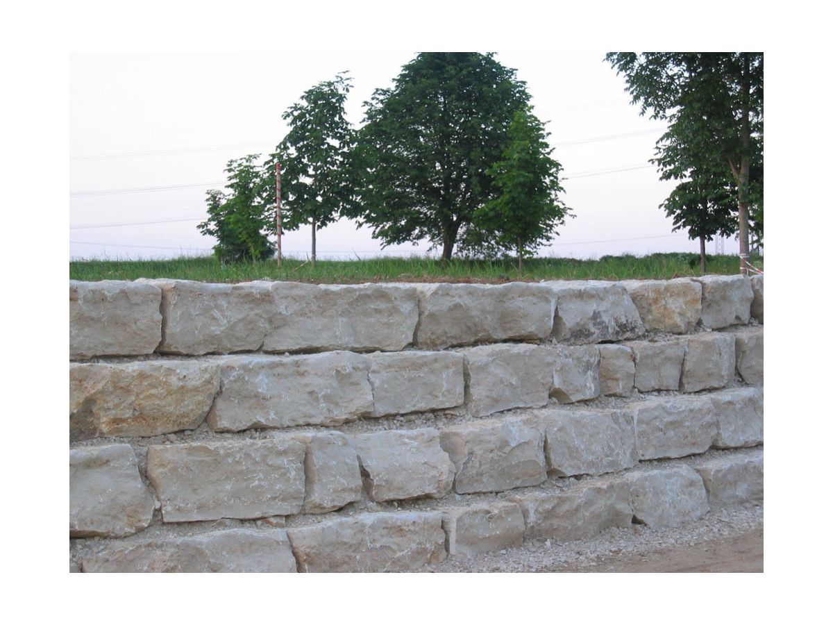 Jura Mauersteine gespalten - freie Längen