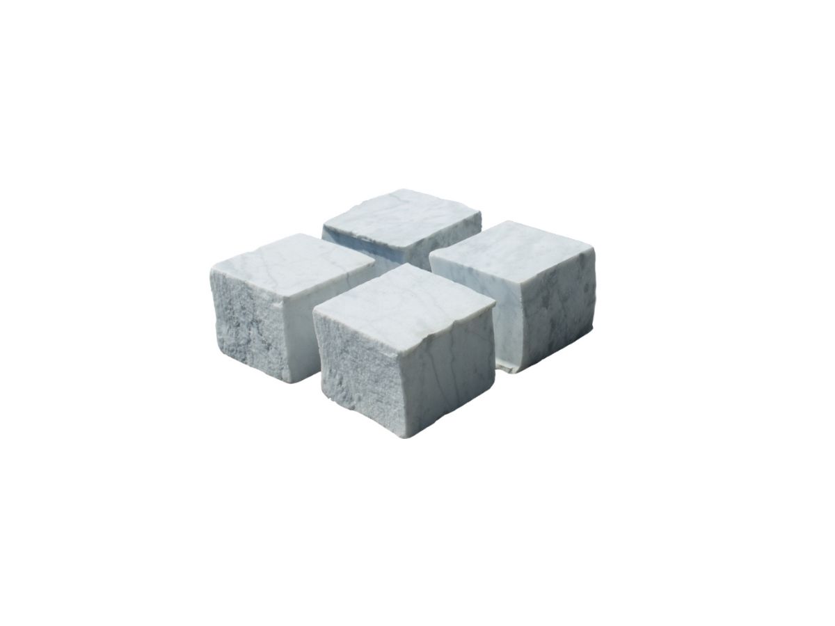 Marmor Pflastersteine Carrara - allseitig gespalten (Preis=lose)