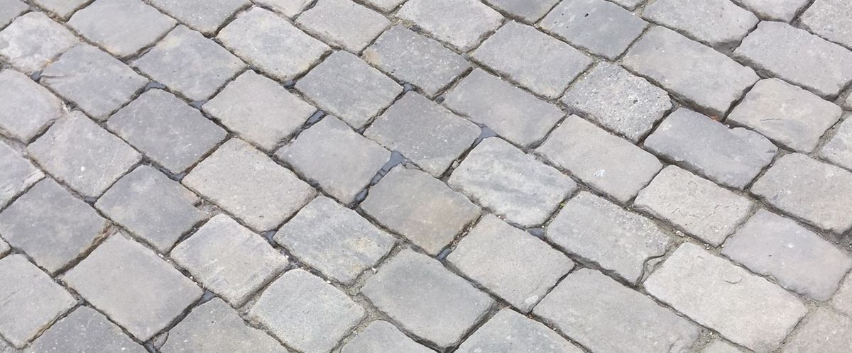 Bindersteine GUBER - allseitig gespalten (Preis=lose)